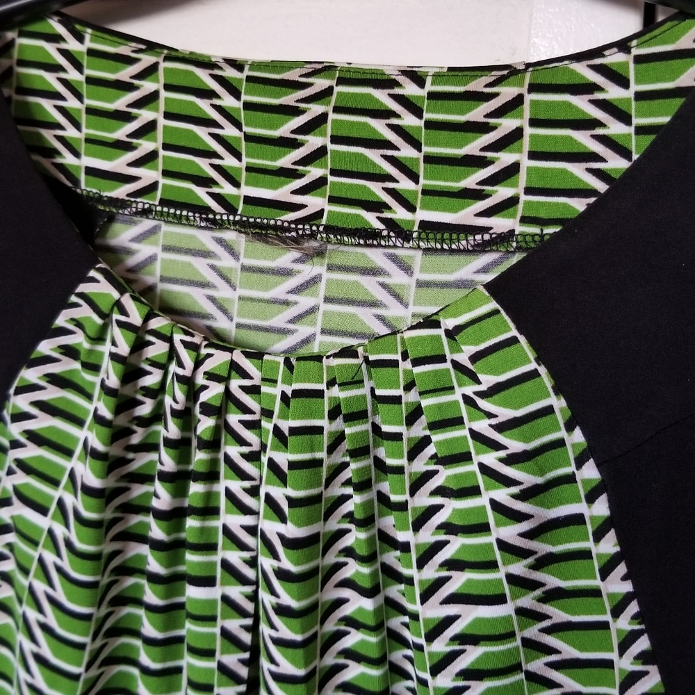 blouse - Picture 3 of 3